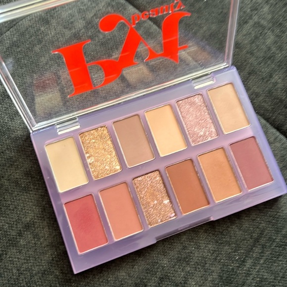 PYT BEAUTY Rowdy Rose Nude Palette - Picture 1 of 5